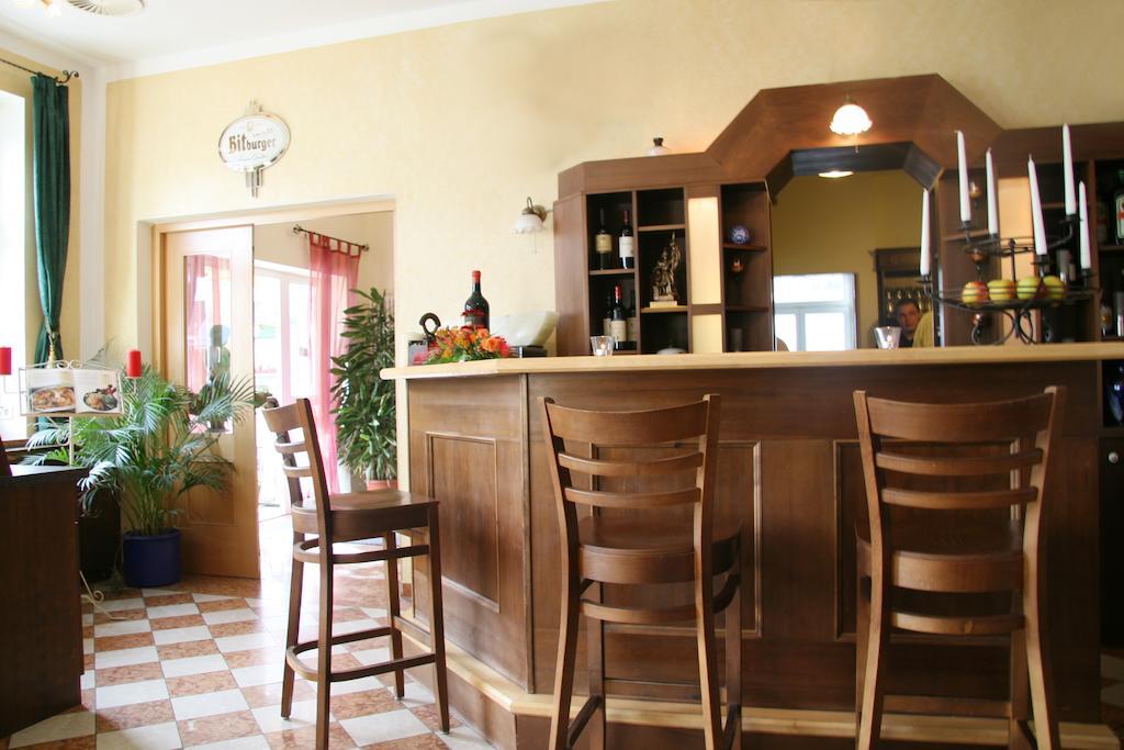 Hotel-Gasthof Eberherr Forstinning Экстерьер фото