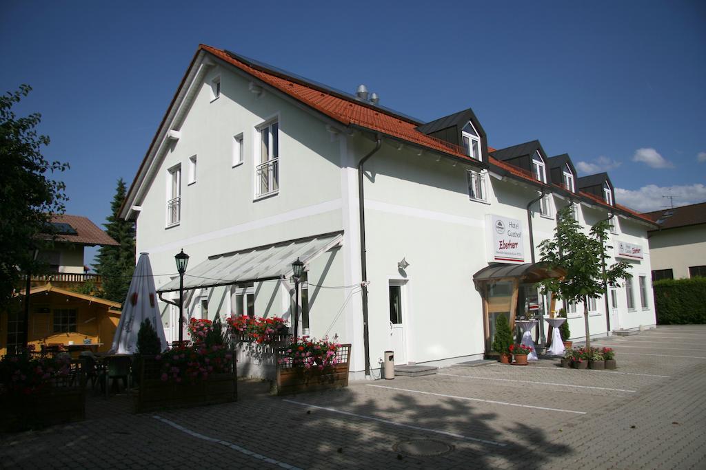 Hotel-Gasthof Eberherr Forstinning Экстерьер фото